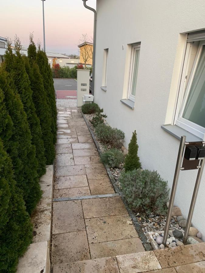 Neues Zimmerapartment Mit Bad Neckarwestheim Eksteriør bilde