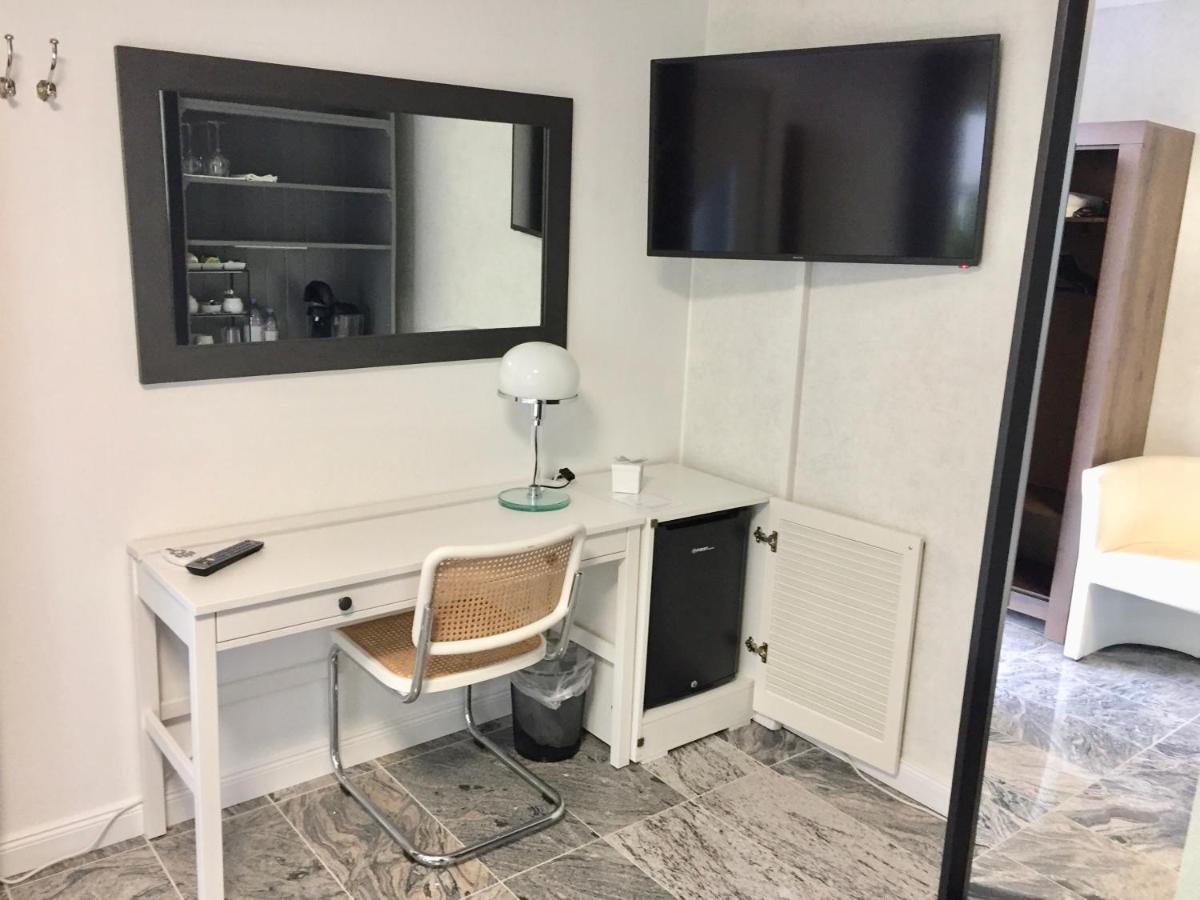 Neues Zimmerapartment Mit Bad Neckarwestheim Eksteriør bilde