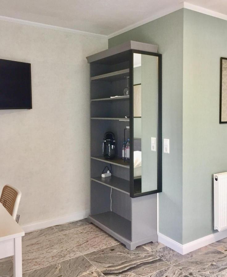 Neues Zimmerapartment Mit Bad Neckarwestheim Eksteriør bilde