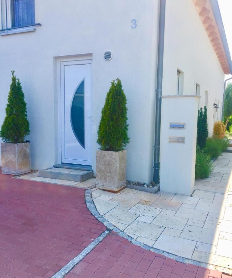 Neues Zimmerapartment Mit Bad Neckarwestheim Eksteriør bilde